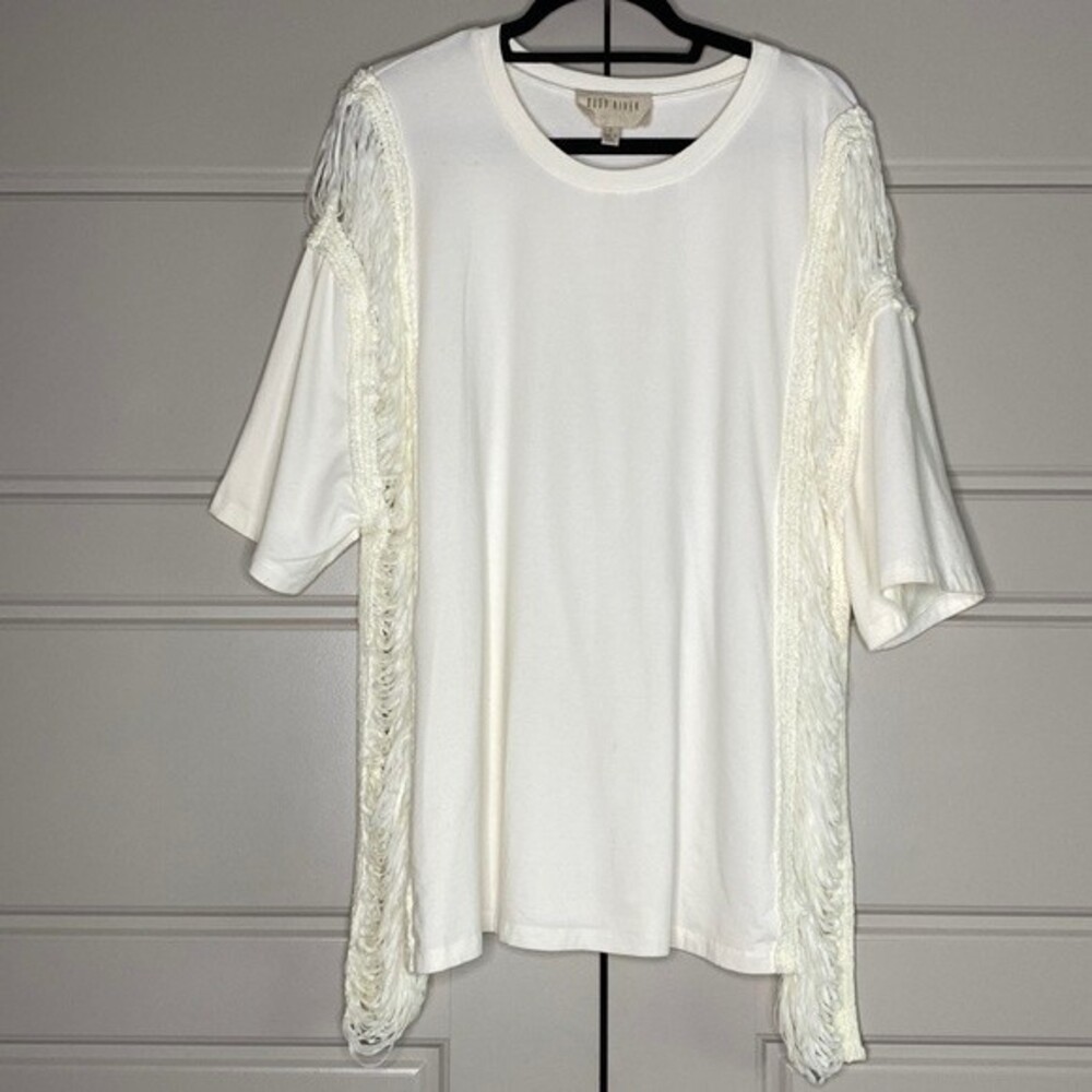 Moon River White Side Shredded Top Shirt L